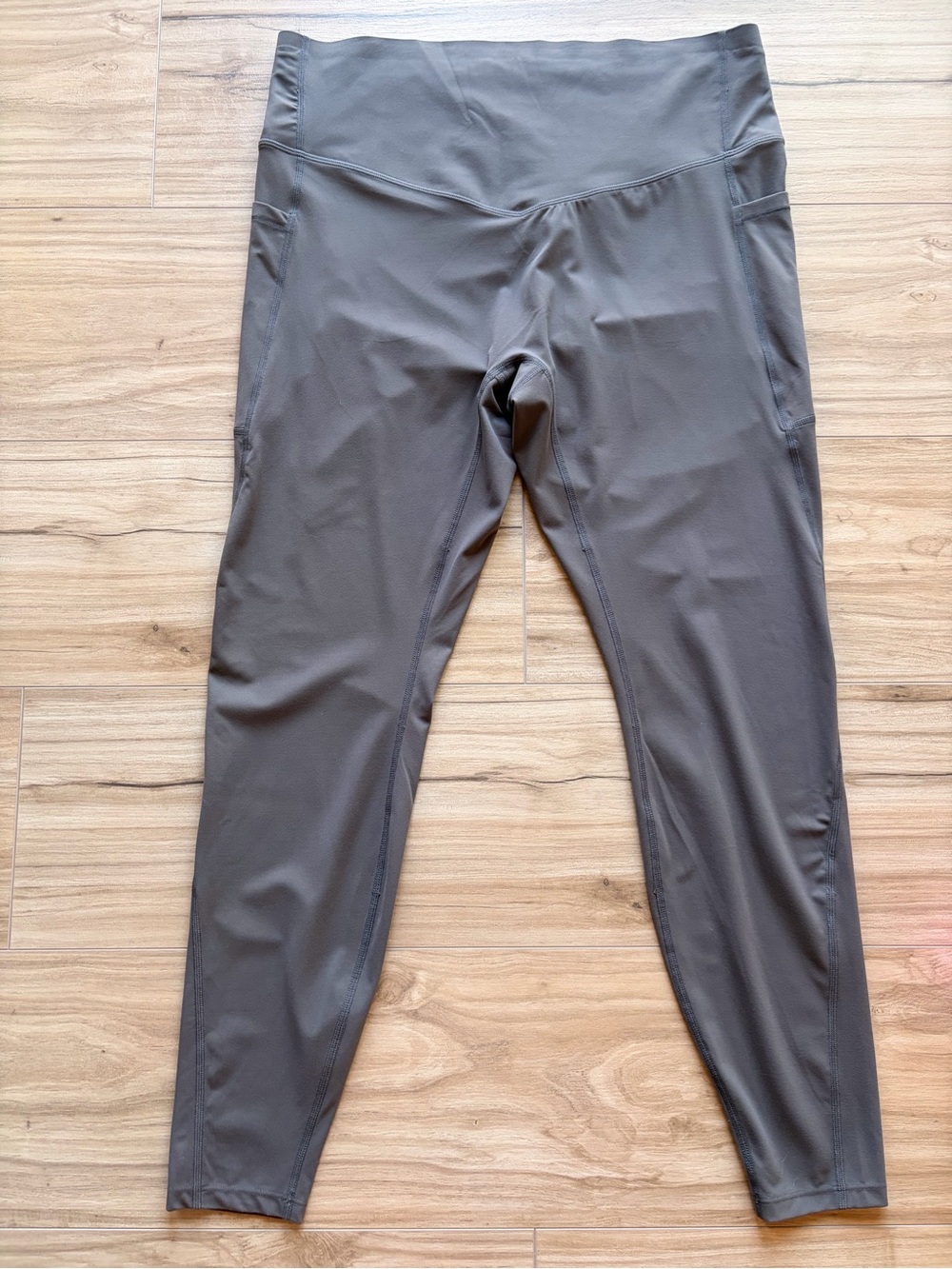SOLD Halara UltraSculpt Gray Full Length Leggings 1X